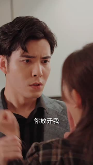 重生归来丑妻杀回顶流（100集）越看越好看短剧