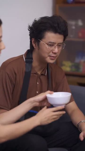 重生后我让全家跪地求饶（33集）短剧热播推荐