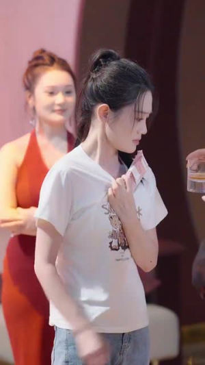 厌女男神赖上我（67集）短剧也太好看了