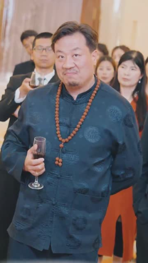 离婚当晚前妻脸被打肿了（60集）怎么看全集