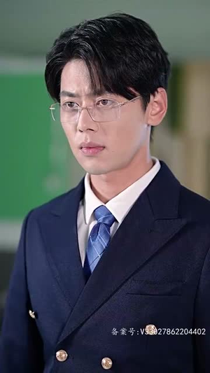 千亿影后魂穿十八线女星（100集）免费观看就是爽