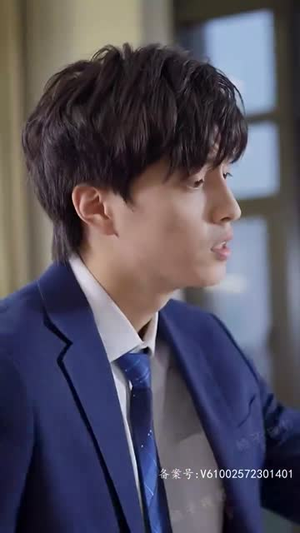 我被总裁老公在公司花式宠（68集）一起看短剧