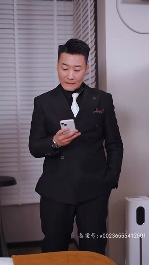 傅总，夫人她是真千金（70集）亿万短剧抢先看