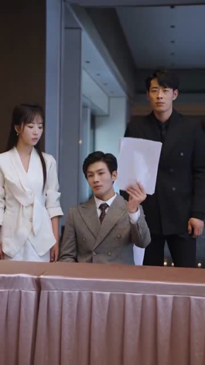 玫瑰陷入火焰里（100集）精彩好看的短剧