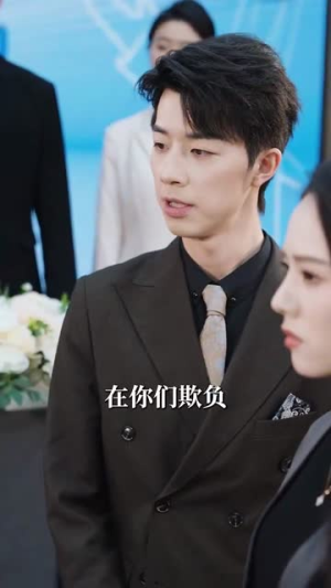 薄少夫人马甲被爆了（100集）短剧追到爽