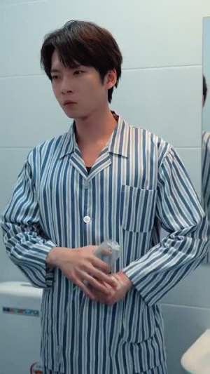 银河之下热吻（100集）最火爆短剧