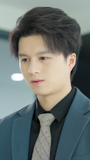 年薪百万后亲戚过继儿子给我（30集） 真的太好看了