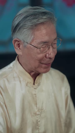 咬一口甜梨(80集) 咬一口甜梨(80集)精彩的短剧