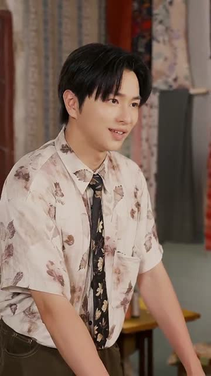 人在八零撞桃花（80集）热播短剧重燃