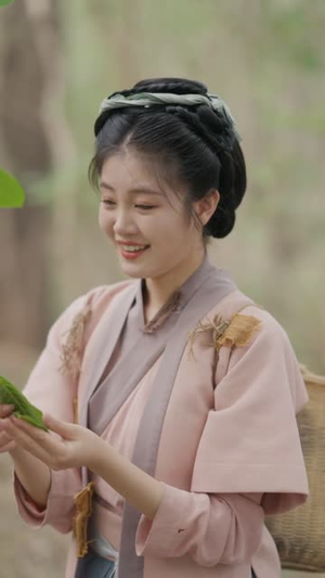 灾荒年小农女有满仓鱼肉 (95集) 精彩好看的短剧