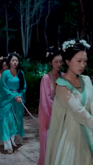 穿越古代开局绑定双胞胎（80集）短剧上热门