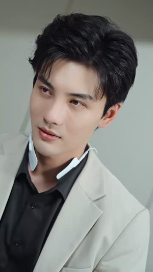 开启我竟在浴缸复活了N次（50集）抢先看热门短剧