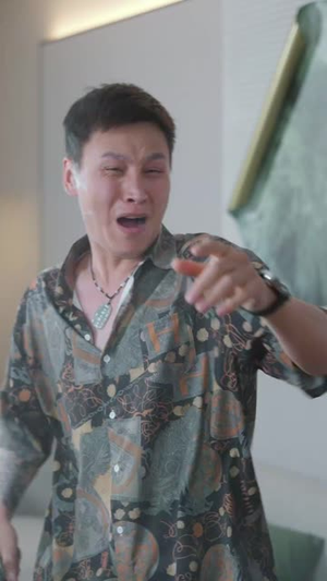 我才没有绑架女明星（80集）网络小短剧