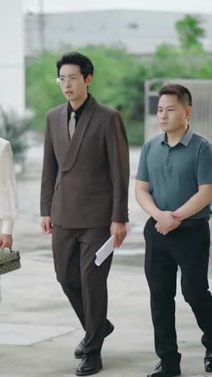 萌宝来袭，爹地让我当团宠（80集）男频短剧推荐