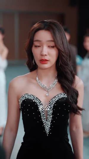 让你当保镖,你却摘下顶级白富美(93集) 让你当保镖,你却摘下顶级白富美(93集)热播短剧抢先看