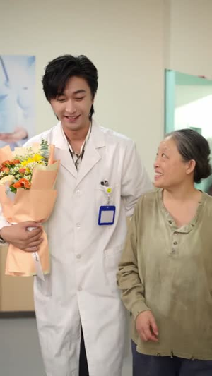 身怀系统，拉美女院长一起躺赢（60集）超好看古装短剧