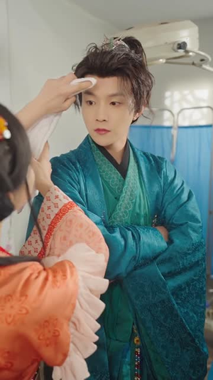 三天后穿越古代，我贷款搬空商城（77集）每日短剧追不停